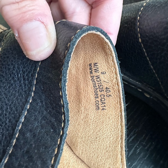 Born Women’s Slide on Sandals with Heel, Size 9 - Picture 3 of 3